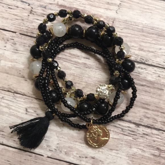Set of Black and gold beaded layering / stacking bracelets NEW boho - Picture 3 of 3